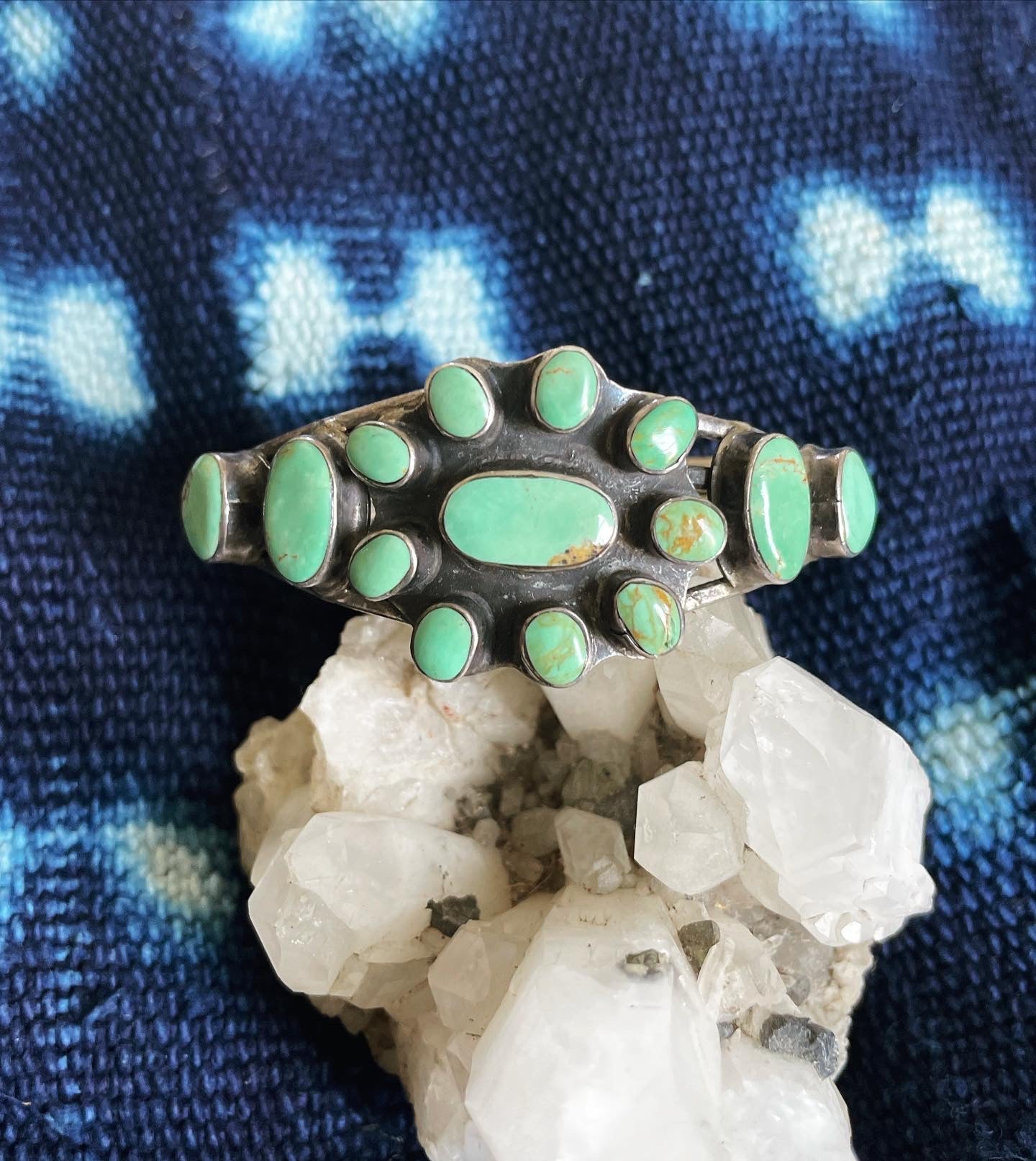 Vtg. Turquoise Cluster Cuff