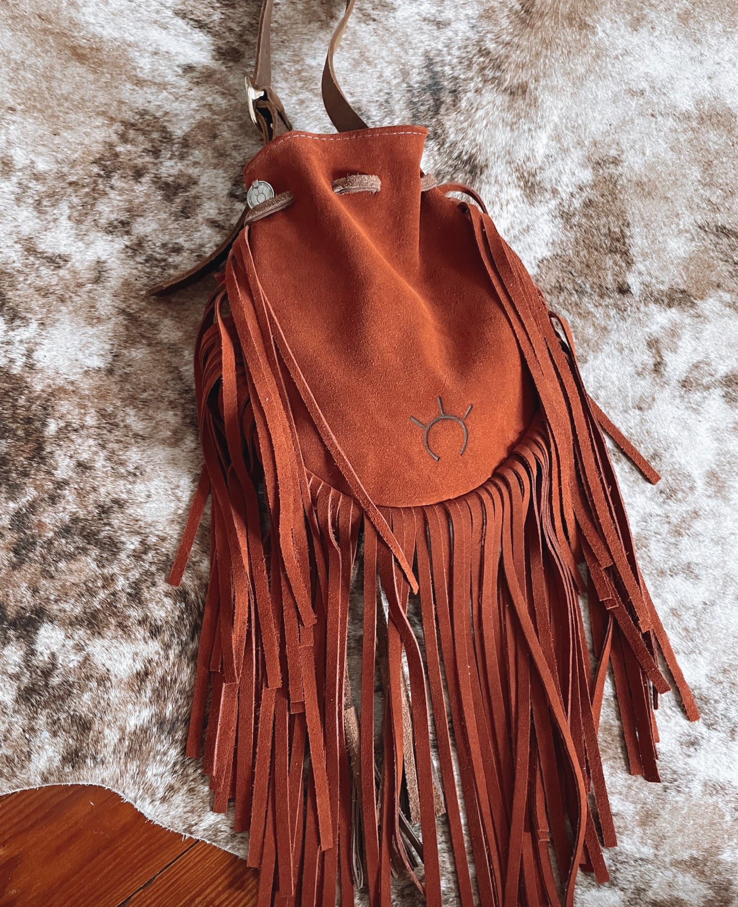 Buckle Roxie Style Pouch