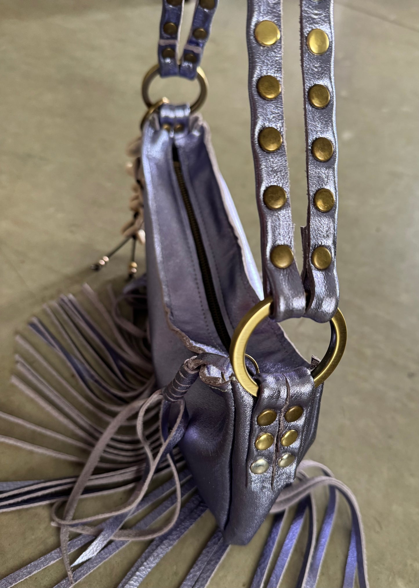 The Stevie Bag in Abalone drops 7.23 @ 12pm ct.