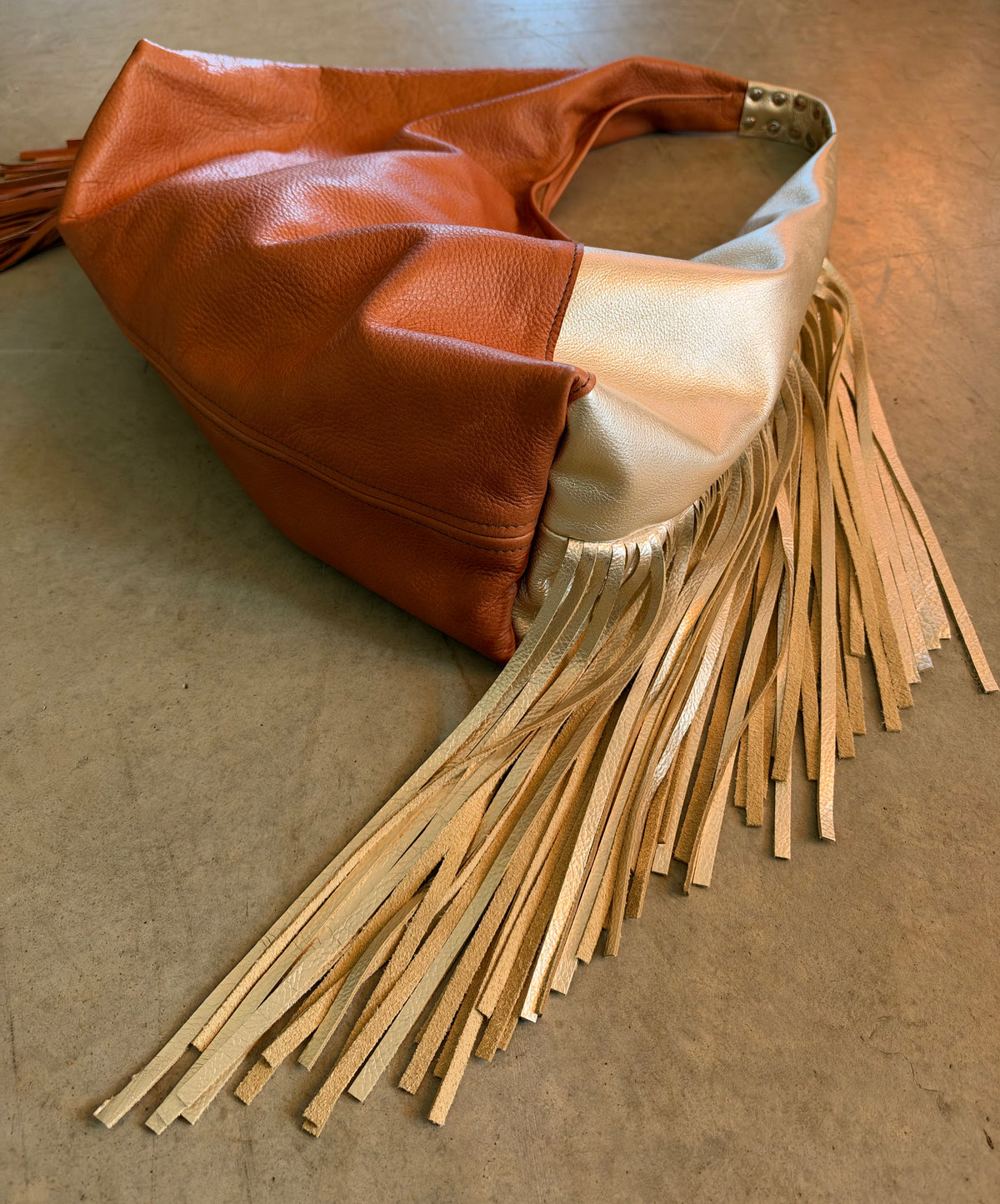 The Moni Fringe in Platinum Caramel