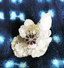 MOP & Tortoise Shell Flower Ring