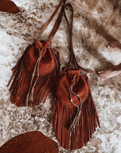 Slide Roxie Style Pouch
